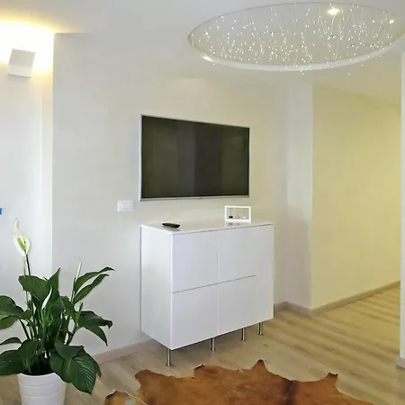 Carlotta Apartamento *